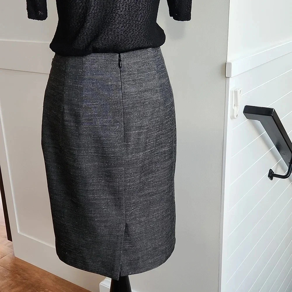 ||ANN TAYLOR LOFT|| skirt - Picture 4 of 9